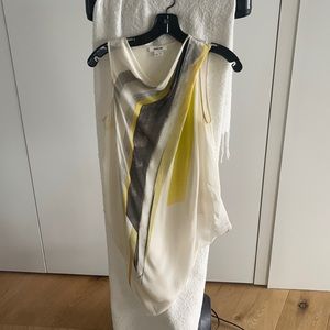 Multicoloured sleeveless blouse